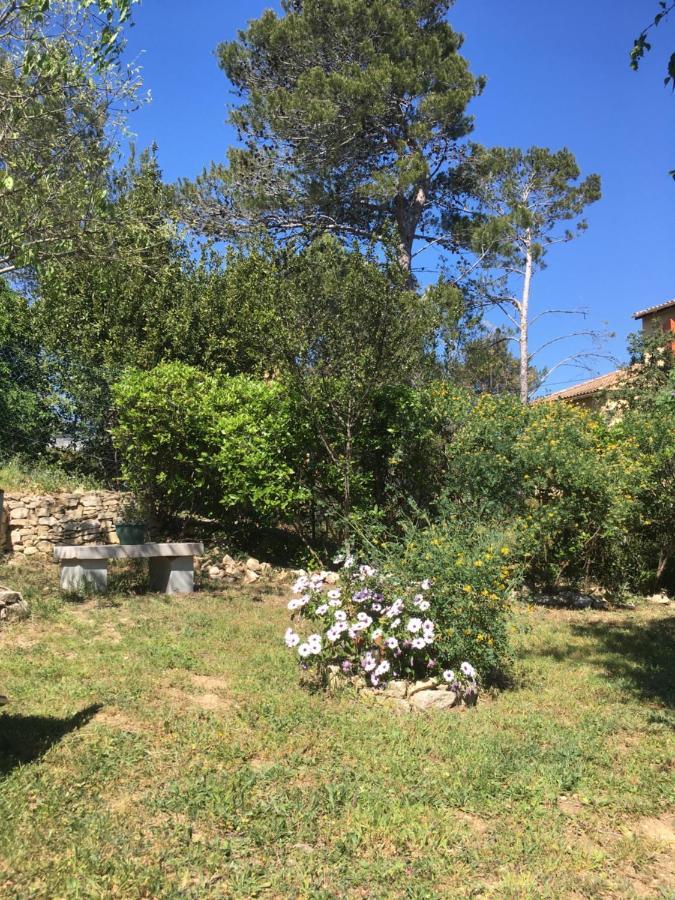 La Chambre Haute Et Son Spa Nimes Luaran gambar