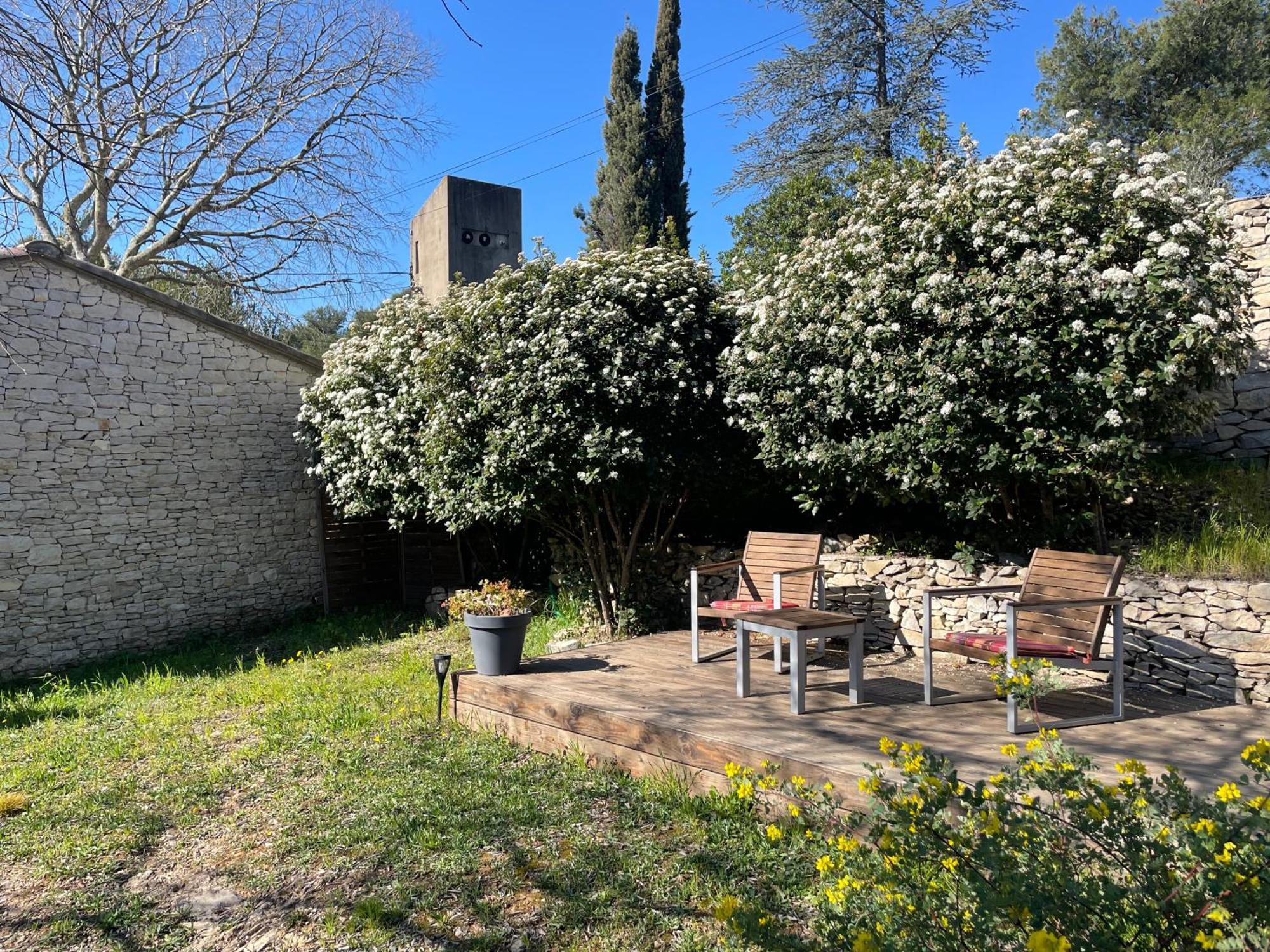 La Chambre Haute Et Son Spa Nimes Luaran gambar